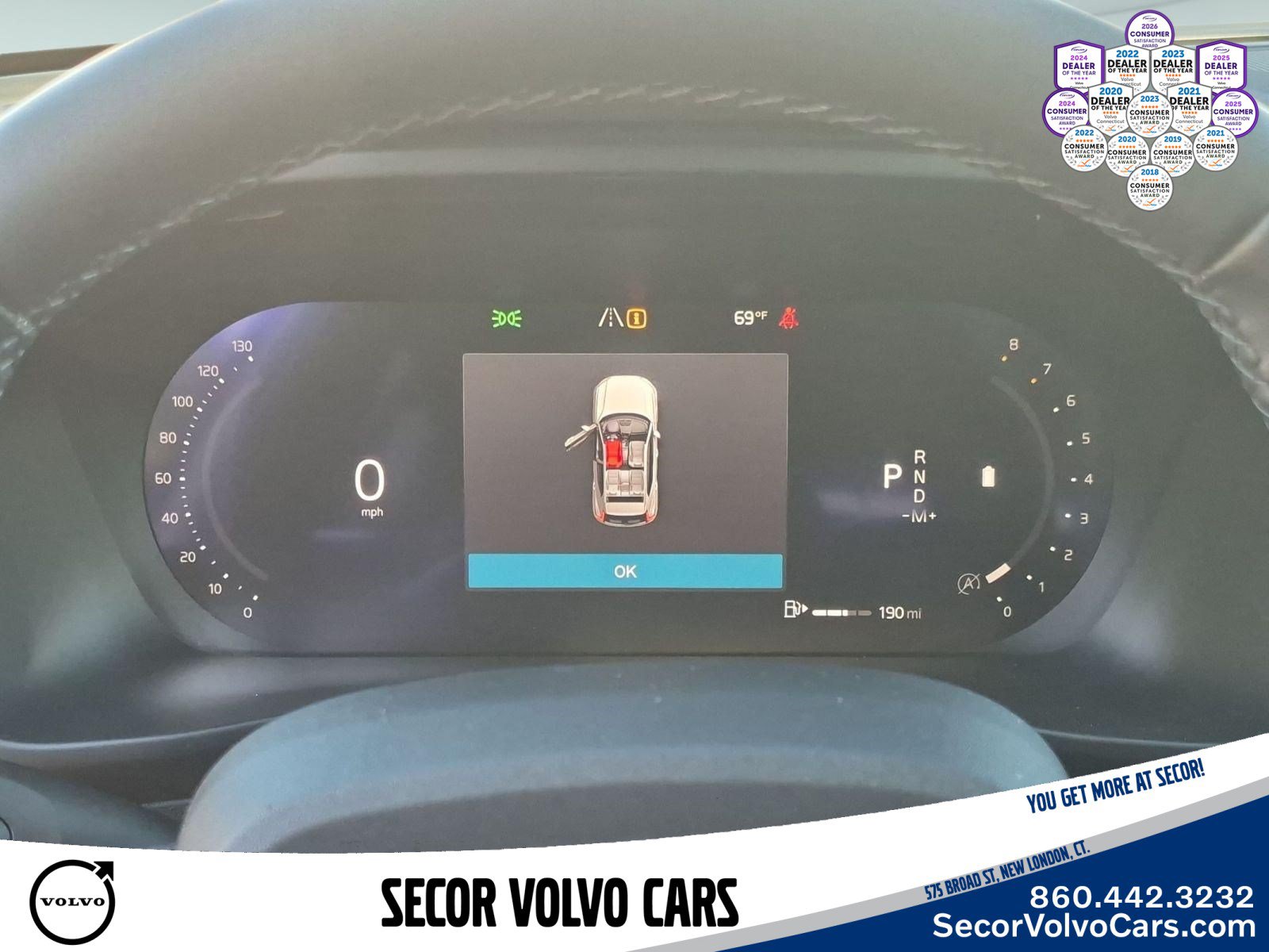Certified 2023 Volvo XC40 B5 Plus w/ Protection Package Premier AWD/4WD image 12