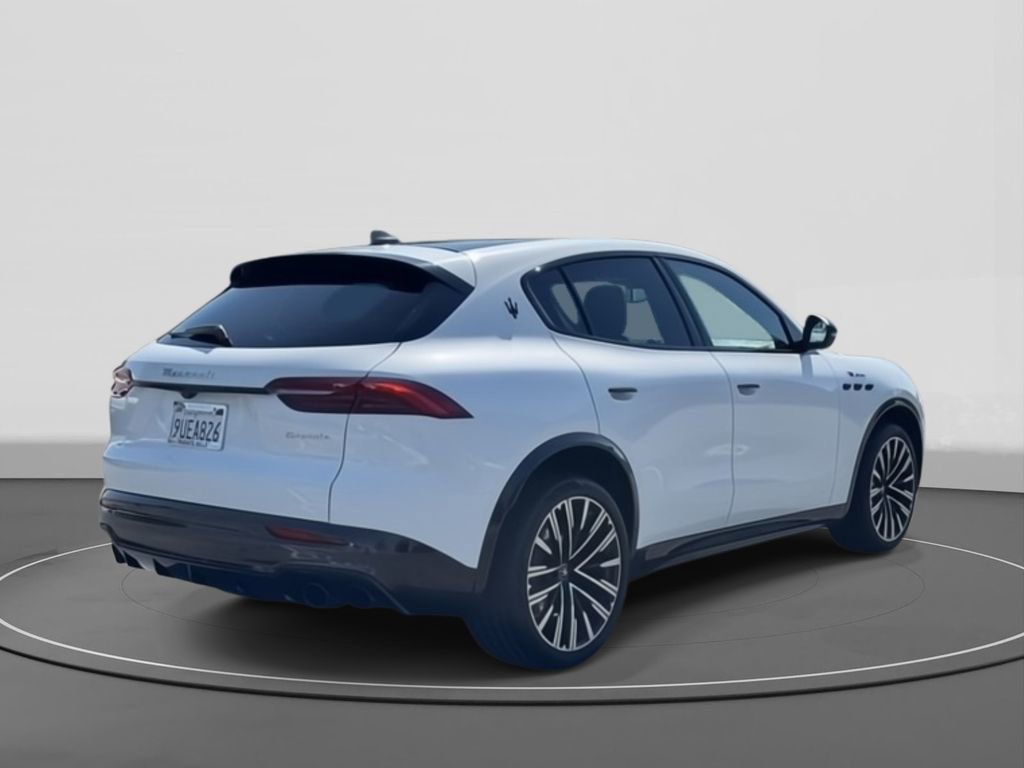 New 2025 Maserati Grecale Modena image 6