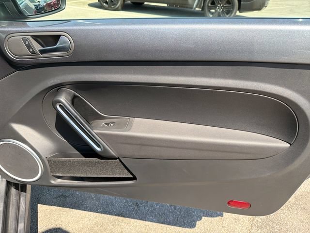 Used 2017 Volkswagen Beetle 1.8T S FWD image 22