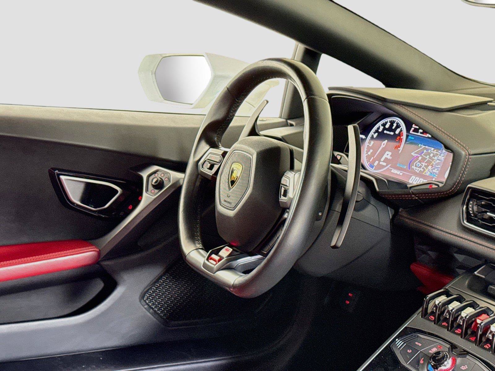 Used 2017 Lamborghini Huracan LP 580-2 RWD image 30