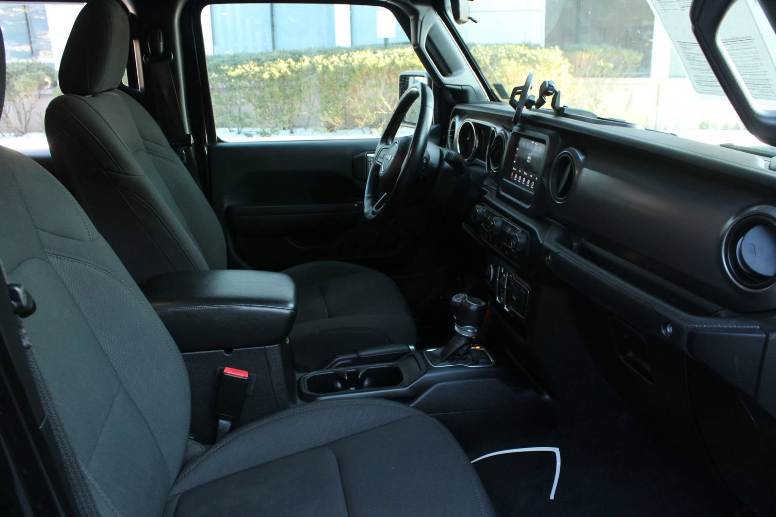 Used 2021 Jeep Gladiator Sport AWD/4WD image 21