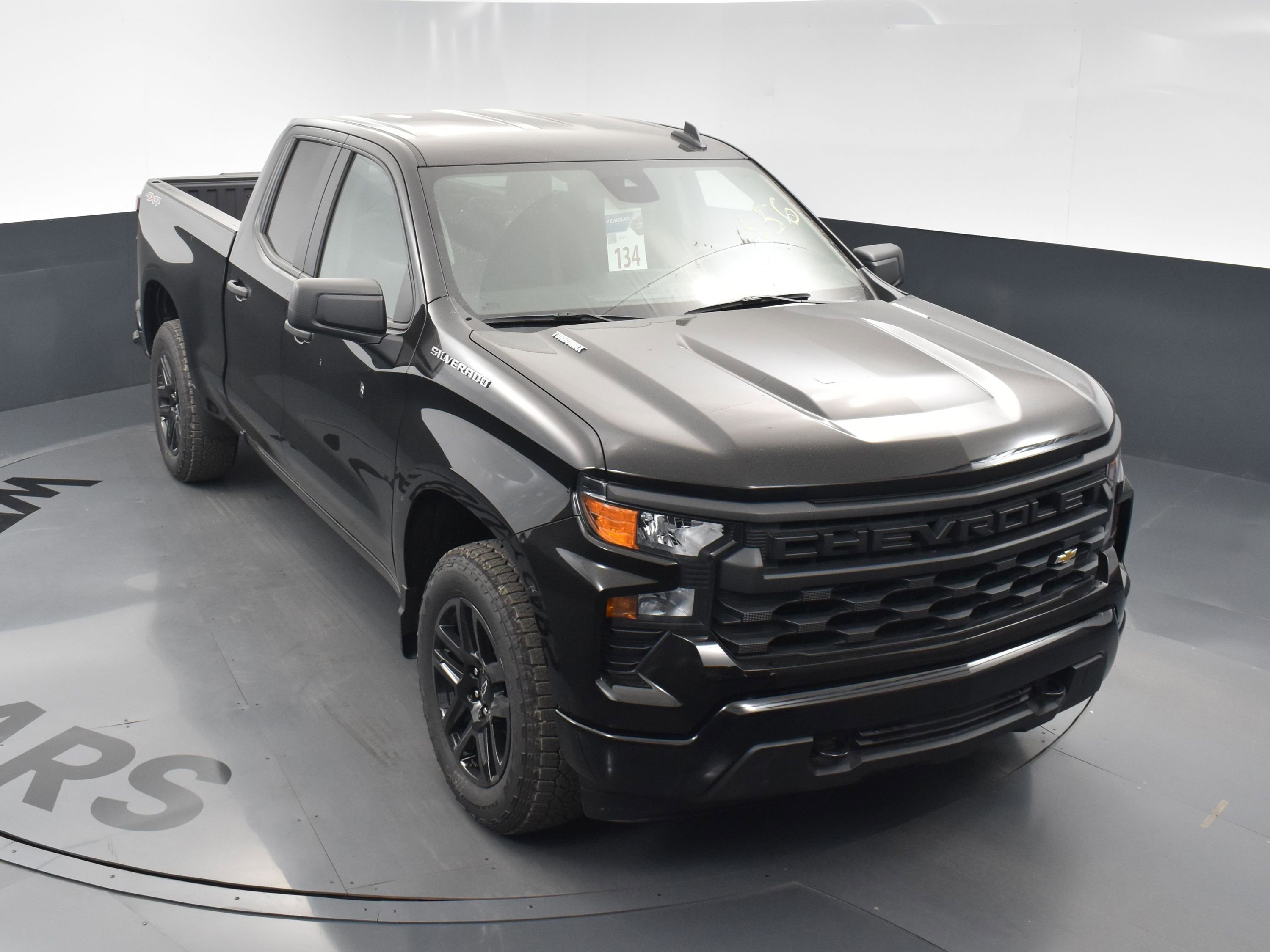 Used 2025 Chevrolet Silverado 1500 Custom w/ Turbomax Blackout Package image 32