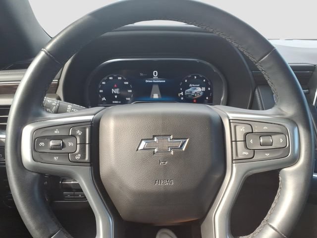 Used 2024 Chevrolet Suburban Z71 w/ Luxury Package AWD/4WD image 25