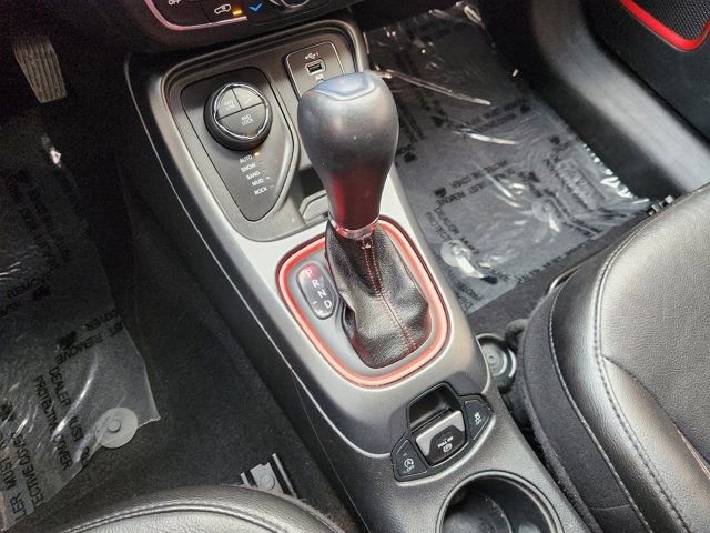 Used 2021 Jeep Compass Trailhawk image 23