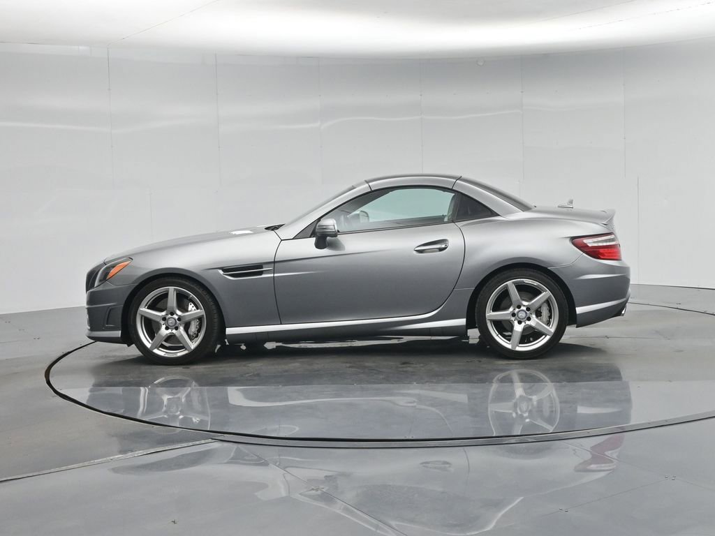 Used 2015 Mercedes-Benz SLK 250 image 24
