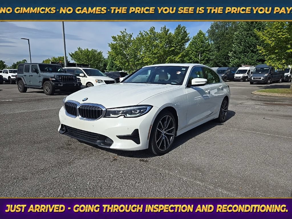 Used 2021 BMW 330i Sedan w/ Convenience Package RWD image 3