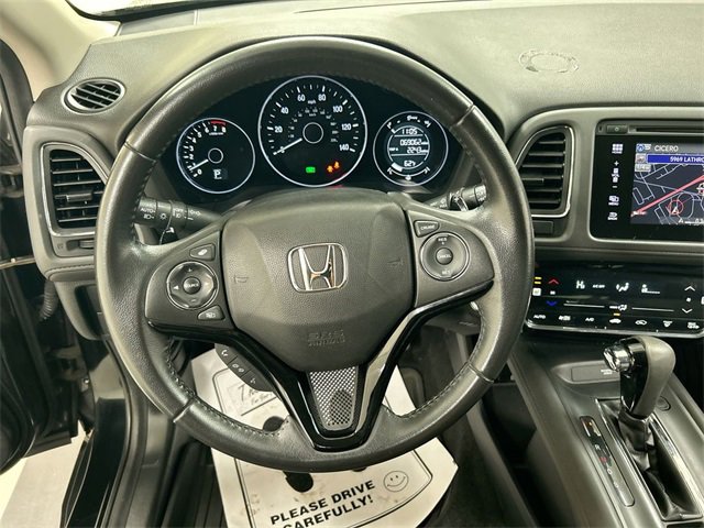 Used 2017 Honda HR-V EX-L image 4
