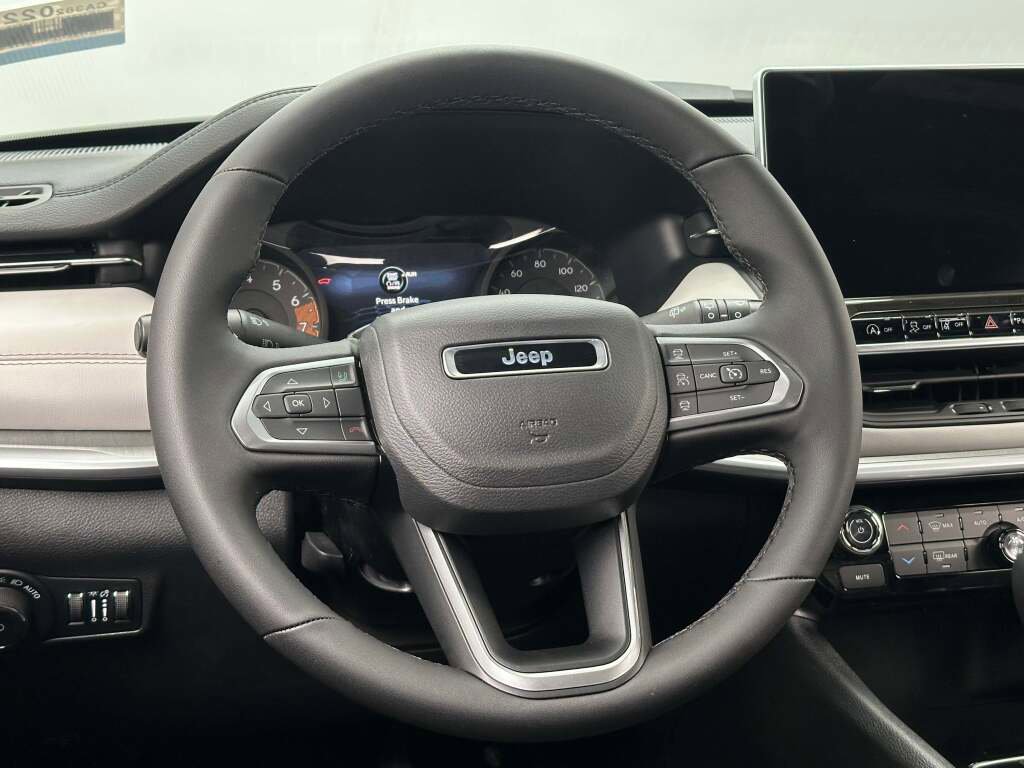 New 2026 Jeep Compass Limited image 19