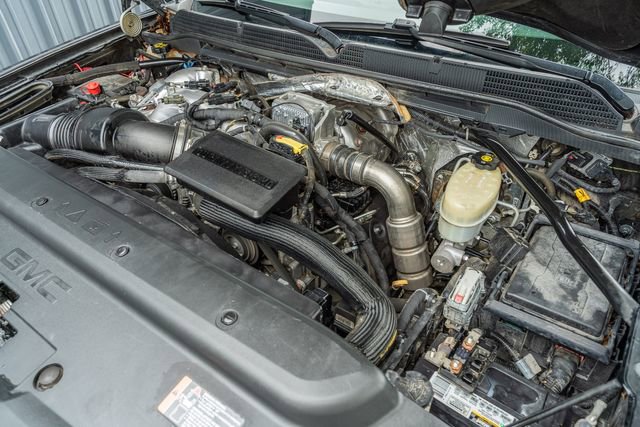 Used 2017 GMC Sierra 2500 Denali w/ Duramax Plus Package image 14