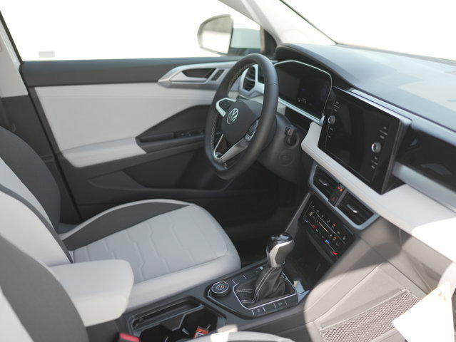 New 2025 Volkswagen Taos SE AWD/4WD image 17