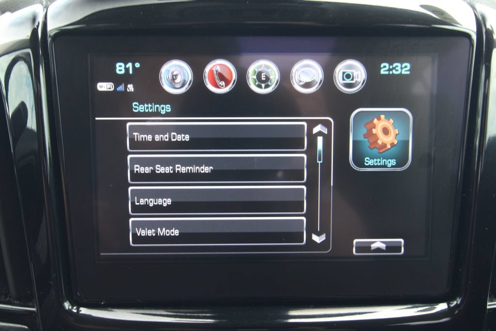 Used 2019 Chevrolet Traverse LT w/ LPO, Blackout Package AWD/4WD image 35