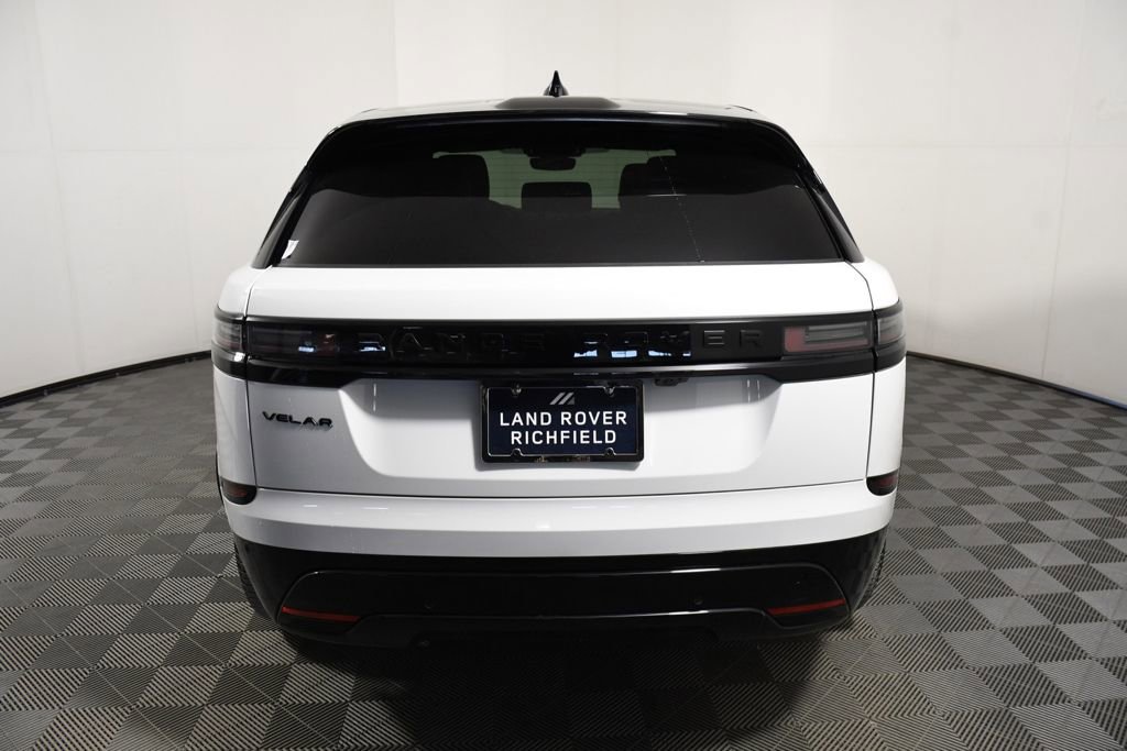 New 2026 Land Rover Range Rover Velar Dynamic SE AWD/4WD image 5