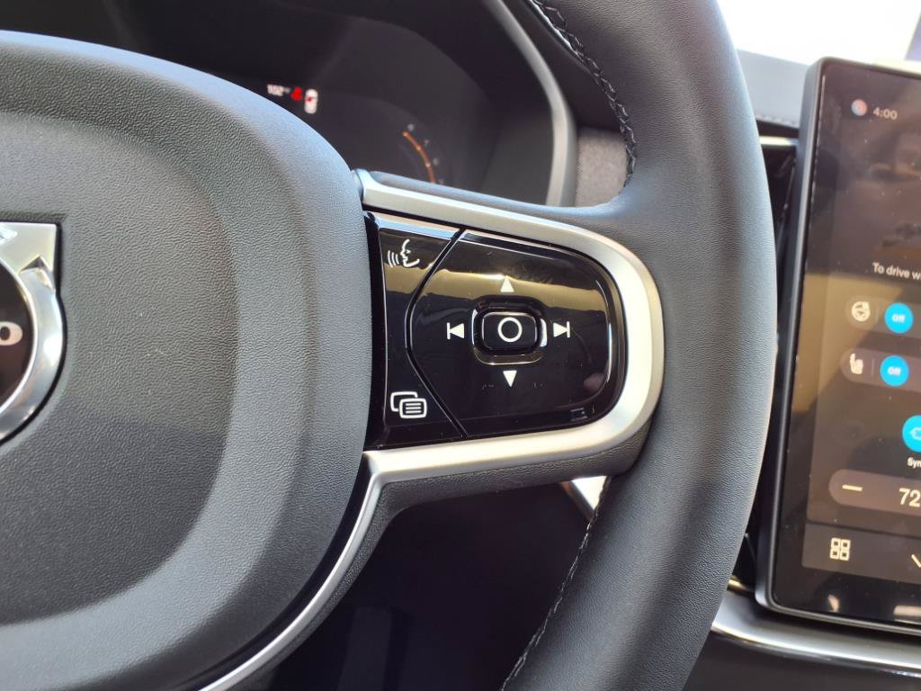New 2026 Volvo XC90 B5 Core AWD/4WD image 19