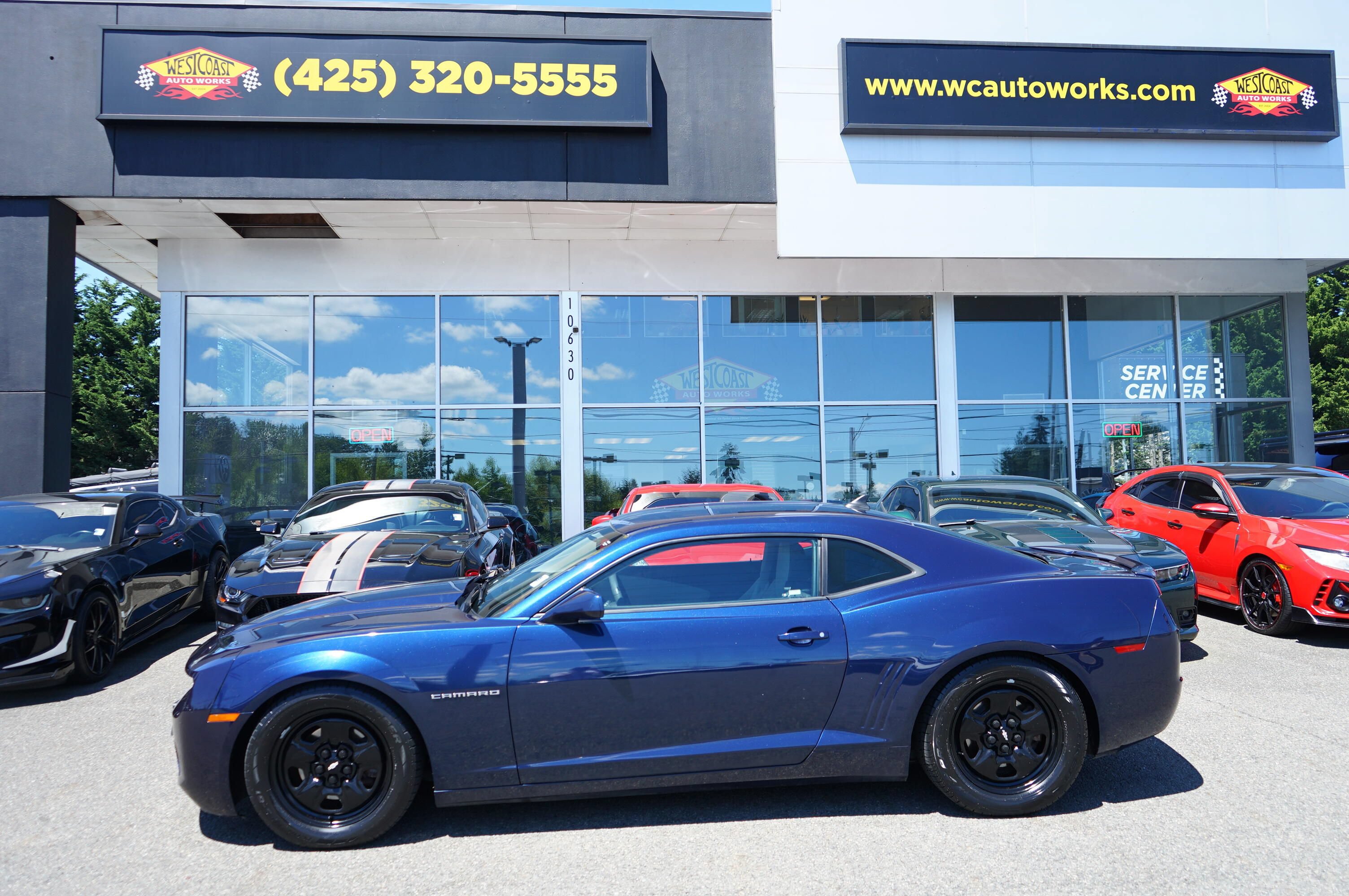 Used 2012 Chevrolet Camaro LS RWD image 2