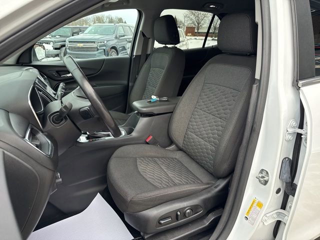 Used 2021 Chevrolet Equinox LT AWD/4WD image 2