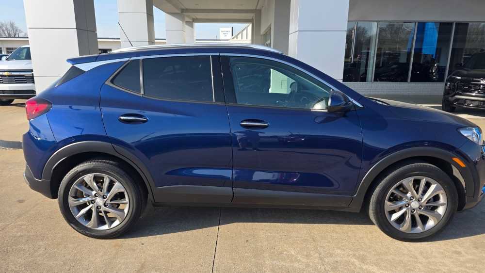 Used 2023 Buick Encore GX Essence w/ Experience Buick Package image 6