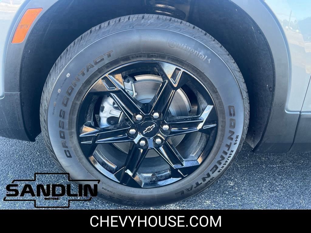 New 2025 Chevrolet Blazer LT w/ Midnight/Sport Edition FWD image 26