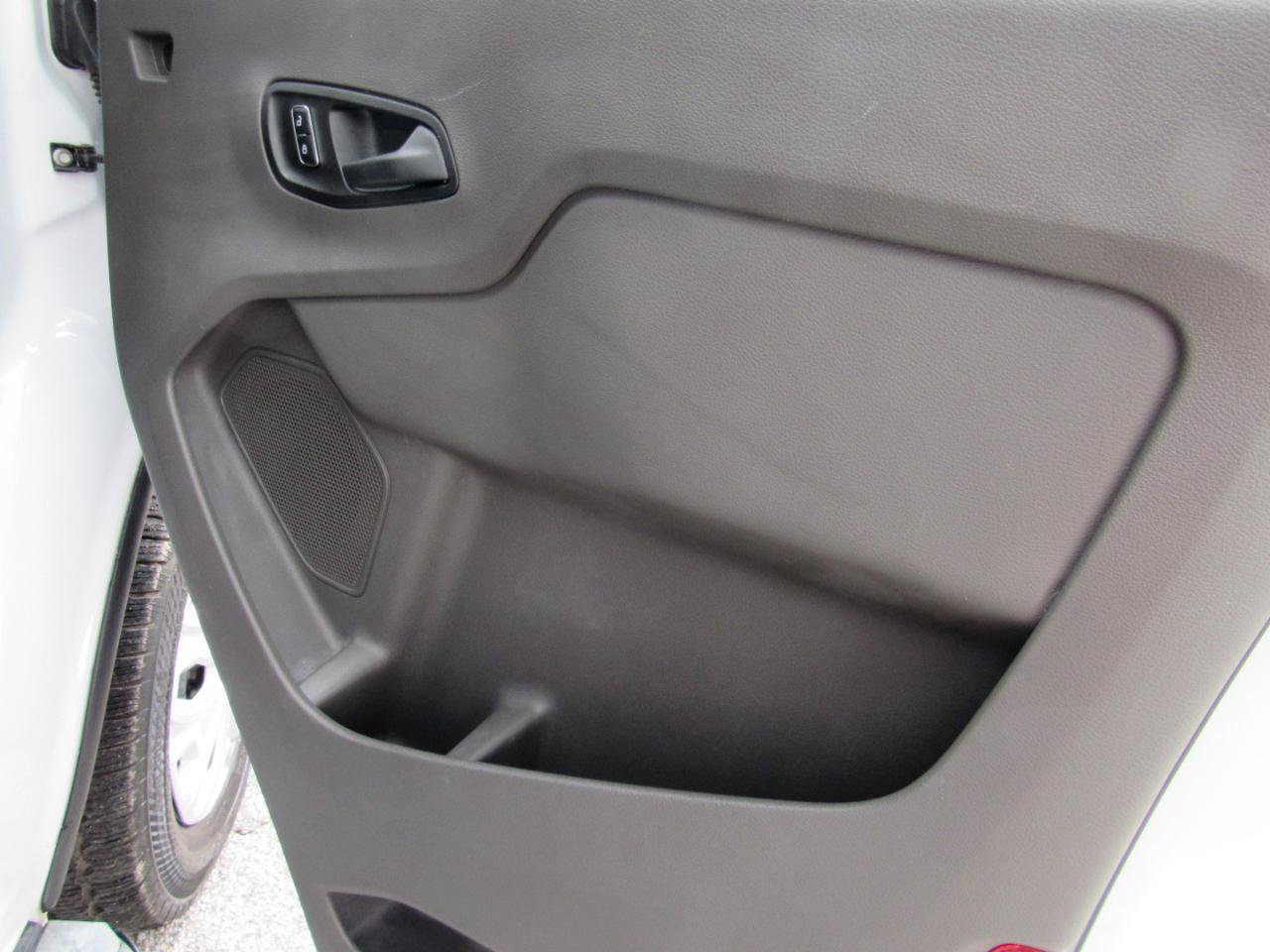 Used 2025 Ford Transit 250 Low Roof w/ Exterior Upgrade Package RWD image 28