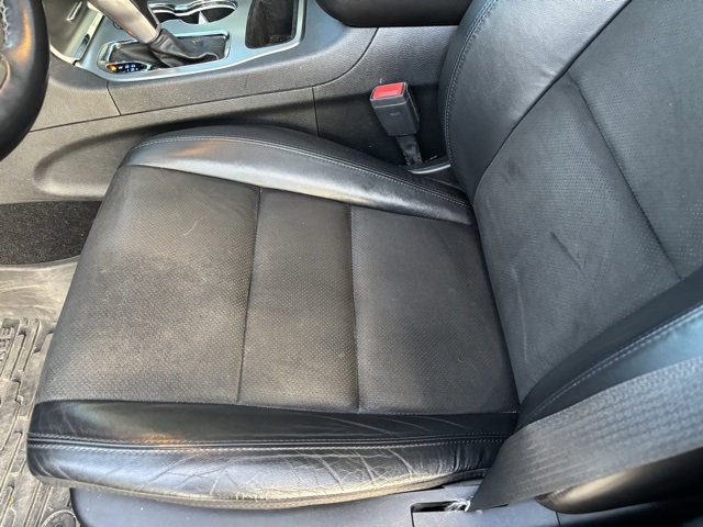 Used 2021 Jeep Grand Cherokee Laredo X image 12