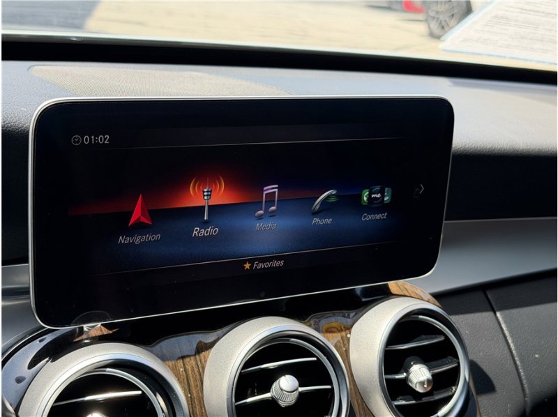 Used 2019 Mercedes-Benz C 300 Sedan image 46