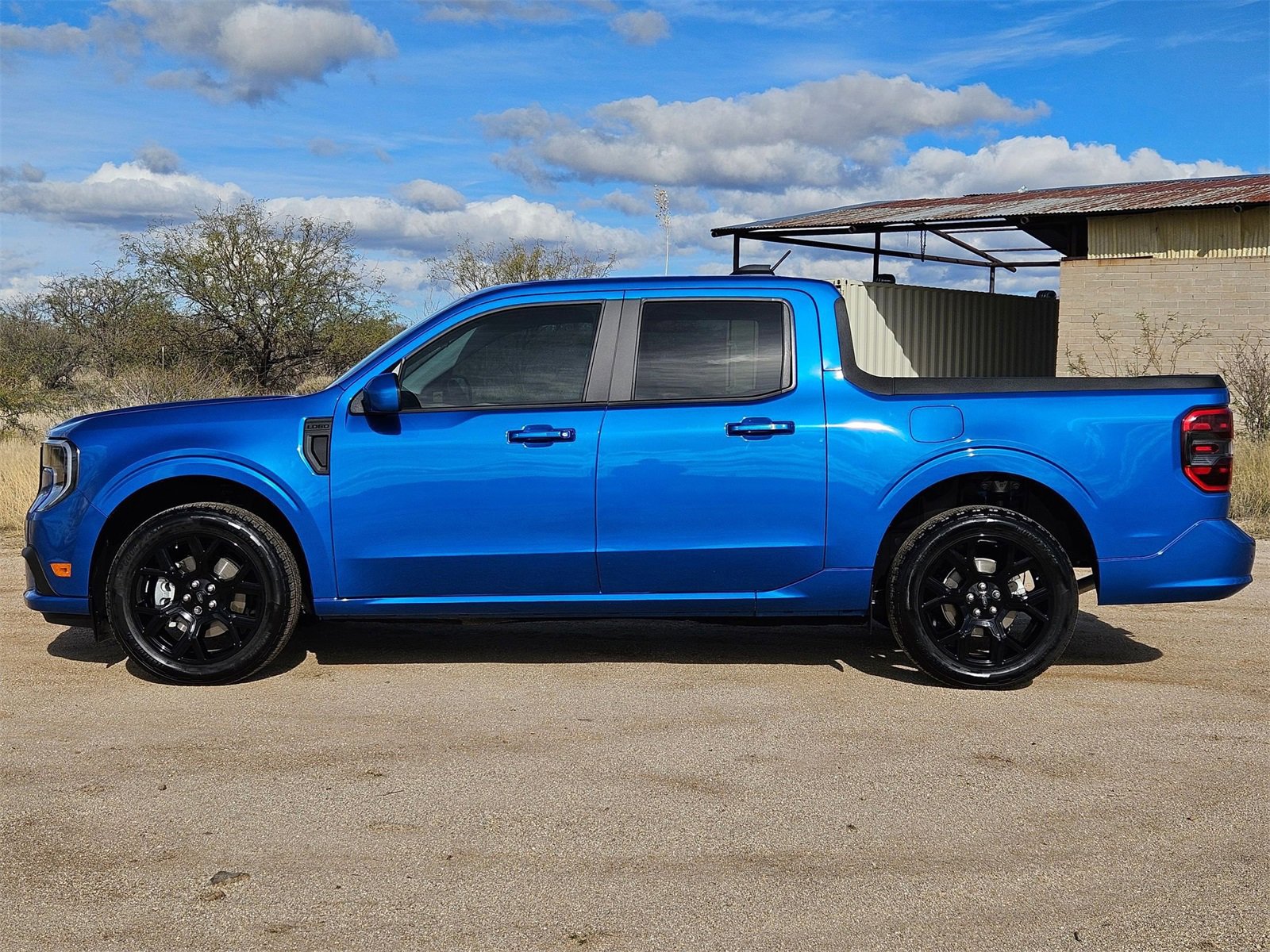 Used 2025 Ford Maverick Lobo image 9