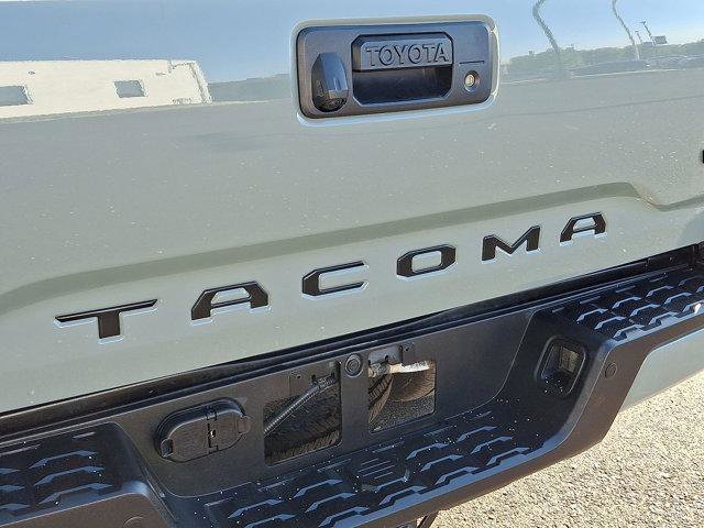 Certified 2023 Toyota Tacoma TRD Sport w/ Technology Package AWD/4WD image 25