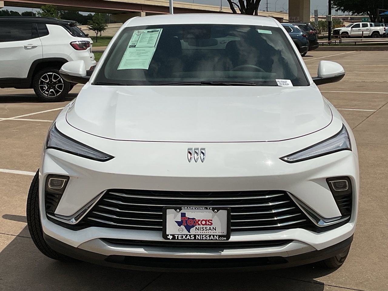 Used 2025 Buick Envista Preferred image 3