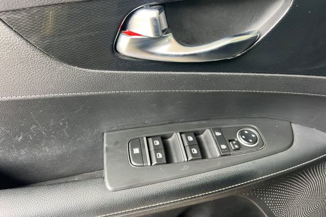 Used 2023 Kia Forte GT-Line w/ GT-Line Premium Package FWD image 11