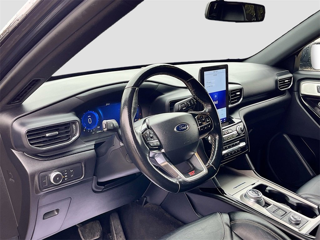 Used 2022 Ford Explorer ST w/ Equipment Group 401A image 9