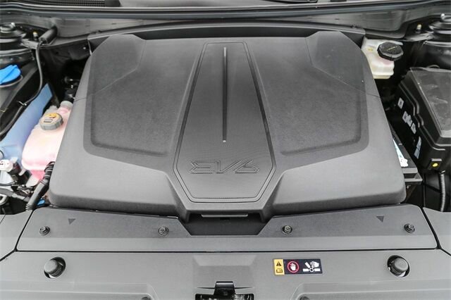 New 2025 Kia EV6 Light w/ Light LR Technology Package image 24
