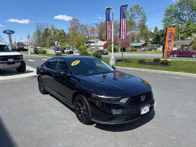 Used 2025 Honda Accord SE image 4