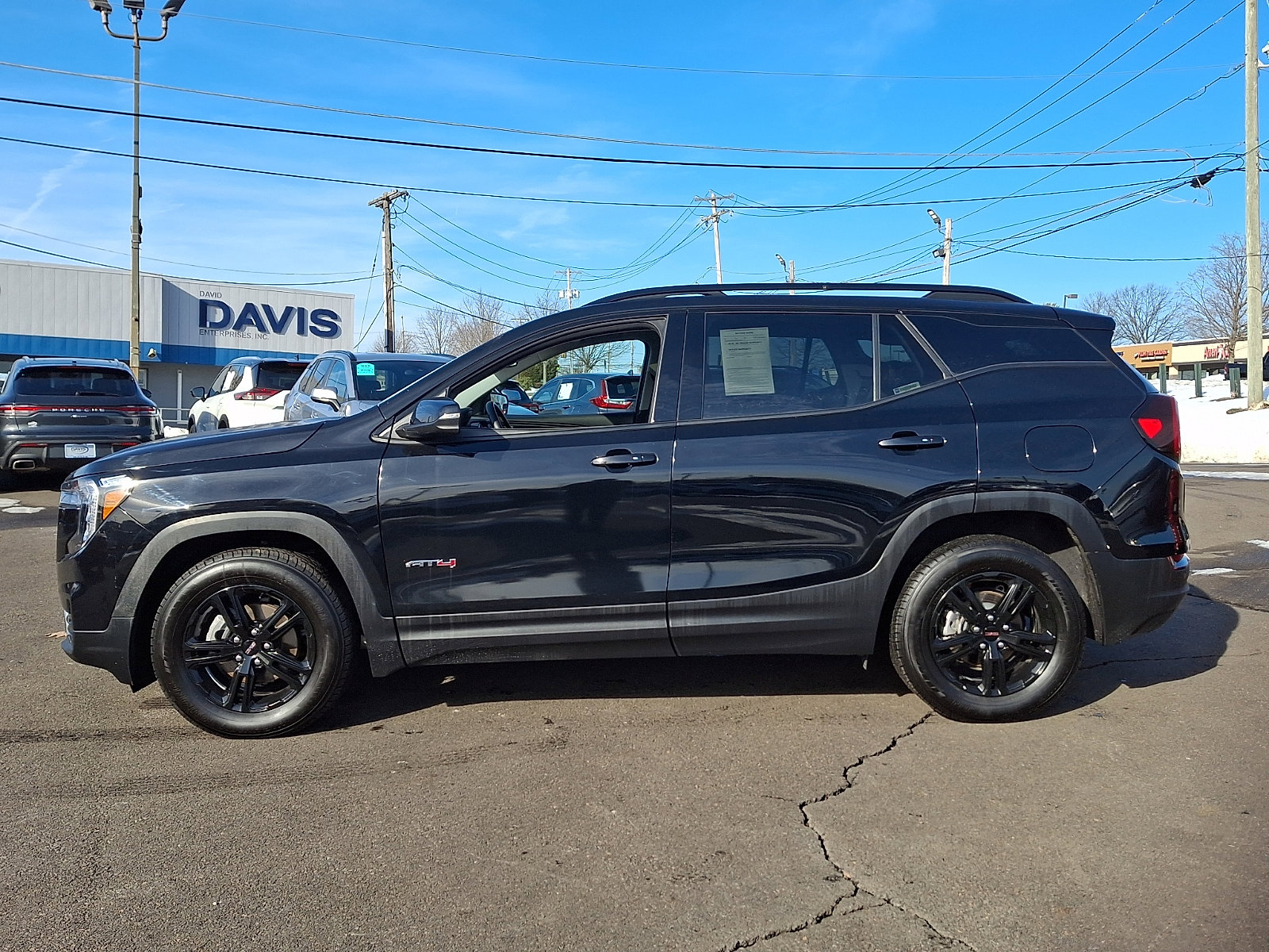 Used 2024 GMC Terrain AT4 image 7