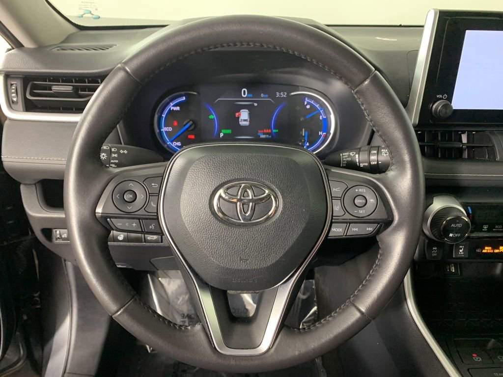 Used 2024 Toyota RAV4 XLE w/ Convenience Package AWD/4WD image 21