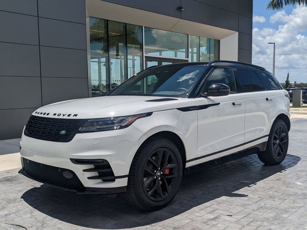 New 2025 Land Rover Range Rover Velar Dynamic SE