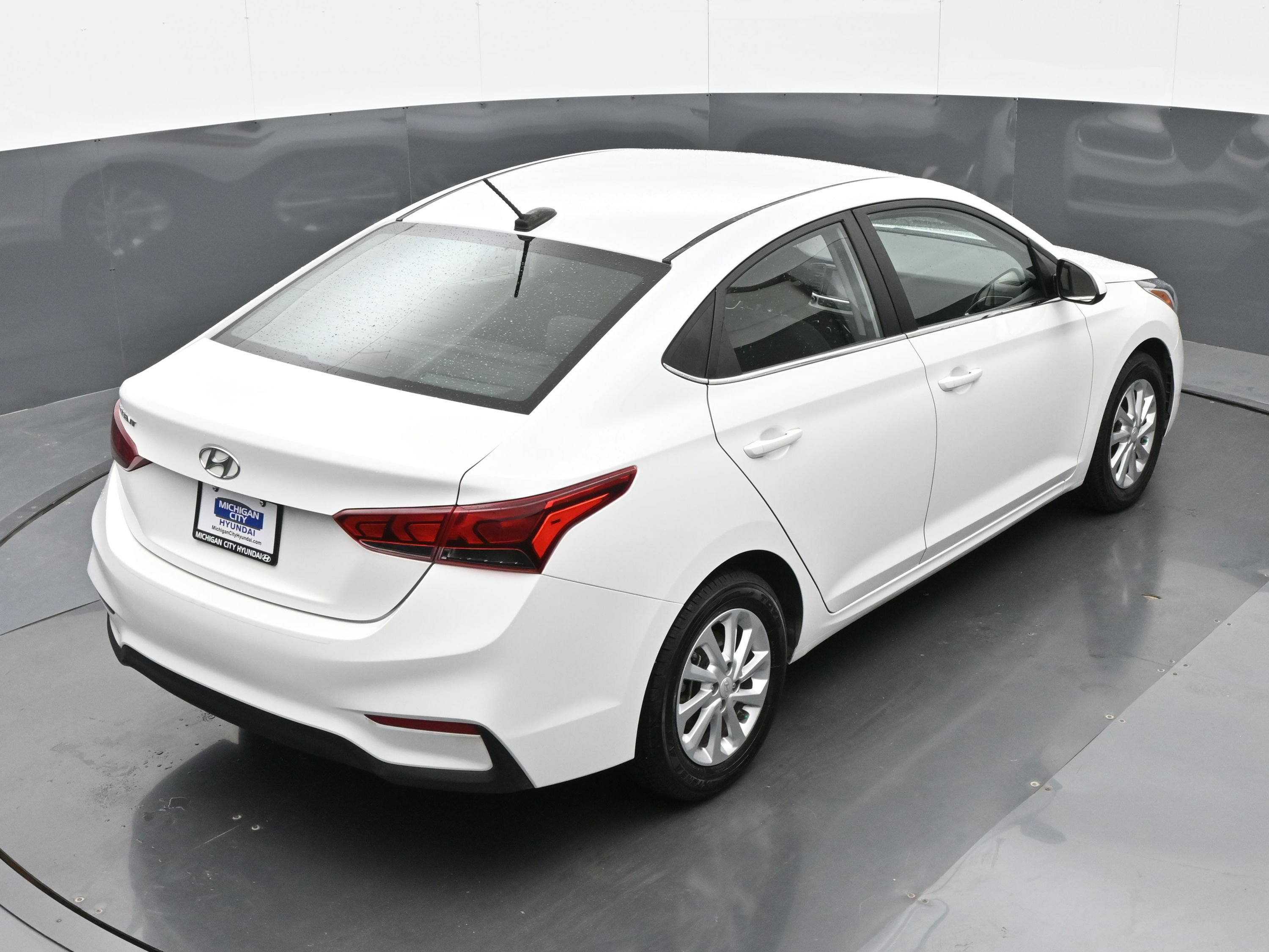Used 2022 Hyundai Accent SEL FWD image 31