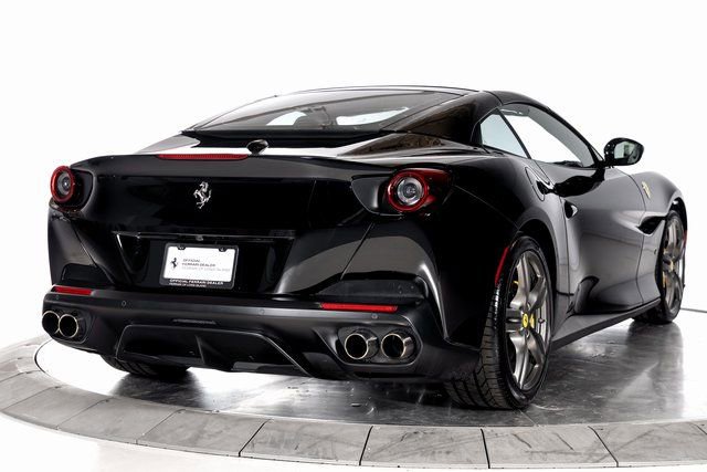 Certified 2019 Ferrari Portofino image 10
