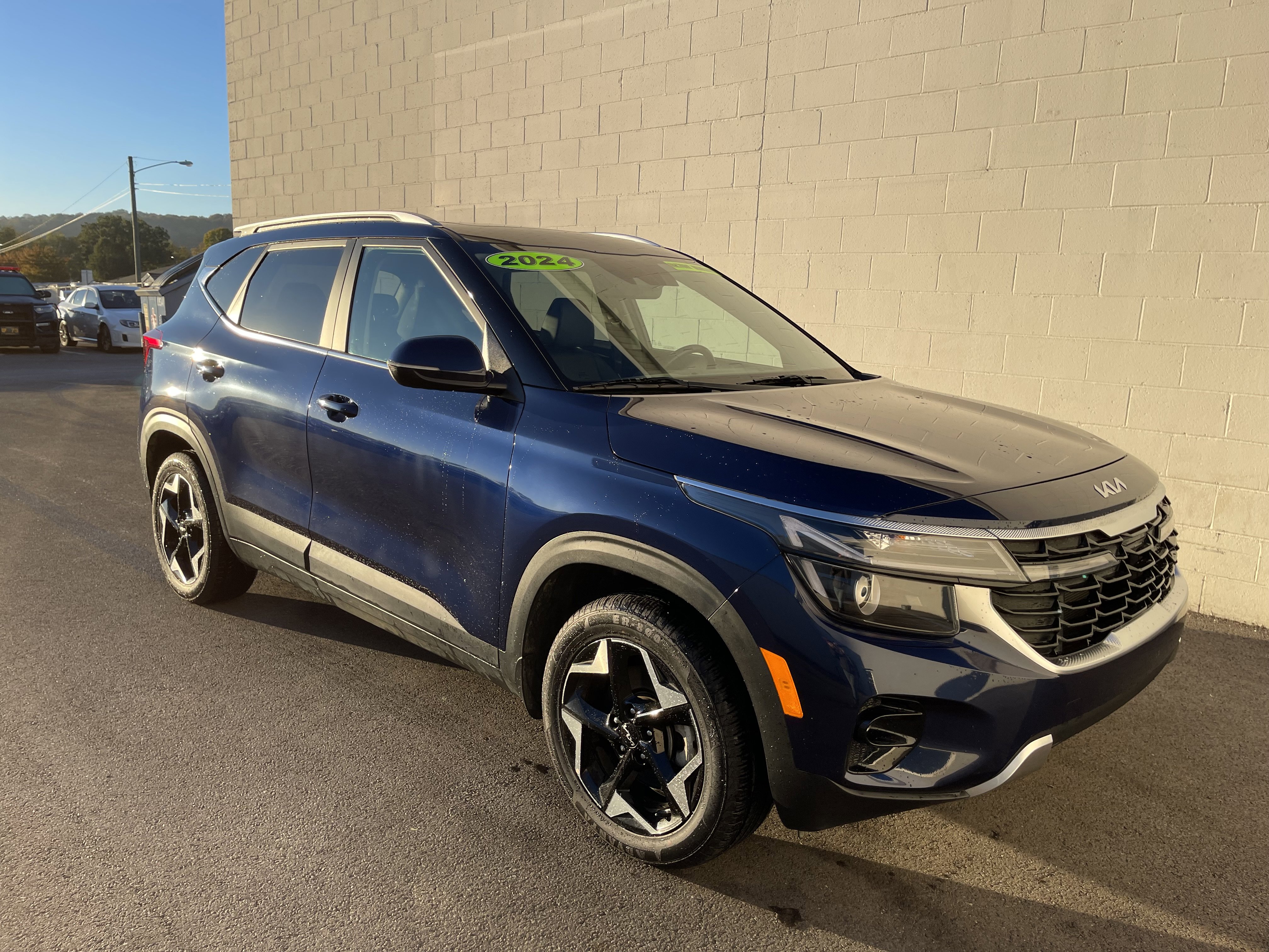 Used 2024 Kia Seltos EX video 2