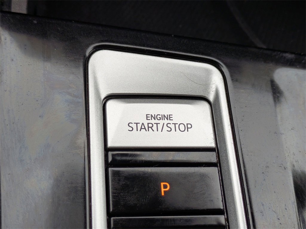 Used 2024 Volkswagen Atlas Peak Edition SE image 29