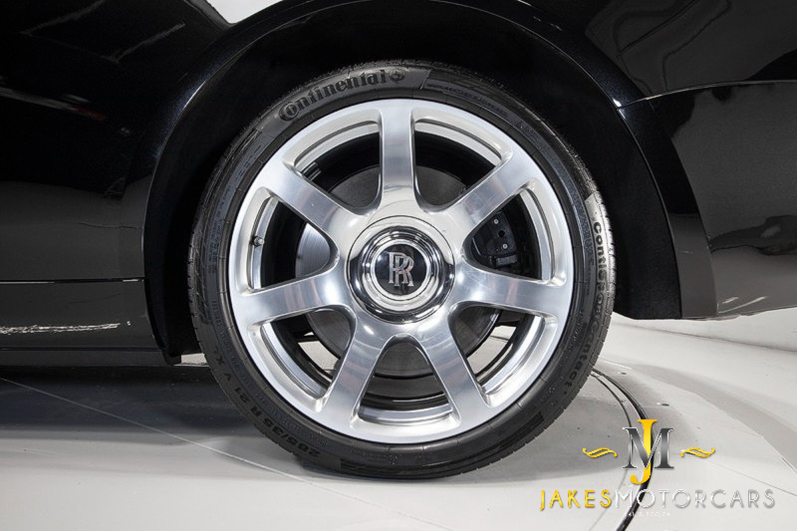 Used 2018 Rolls-Royce Dawn image 58