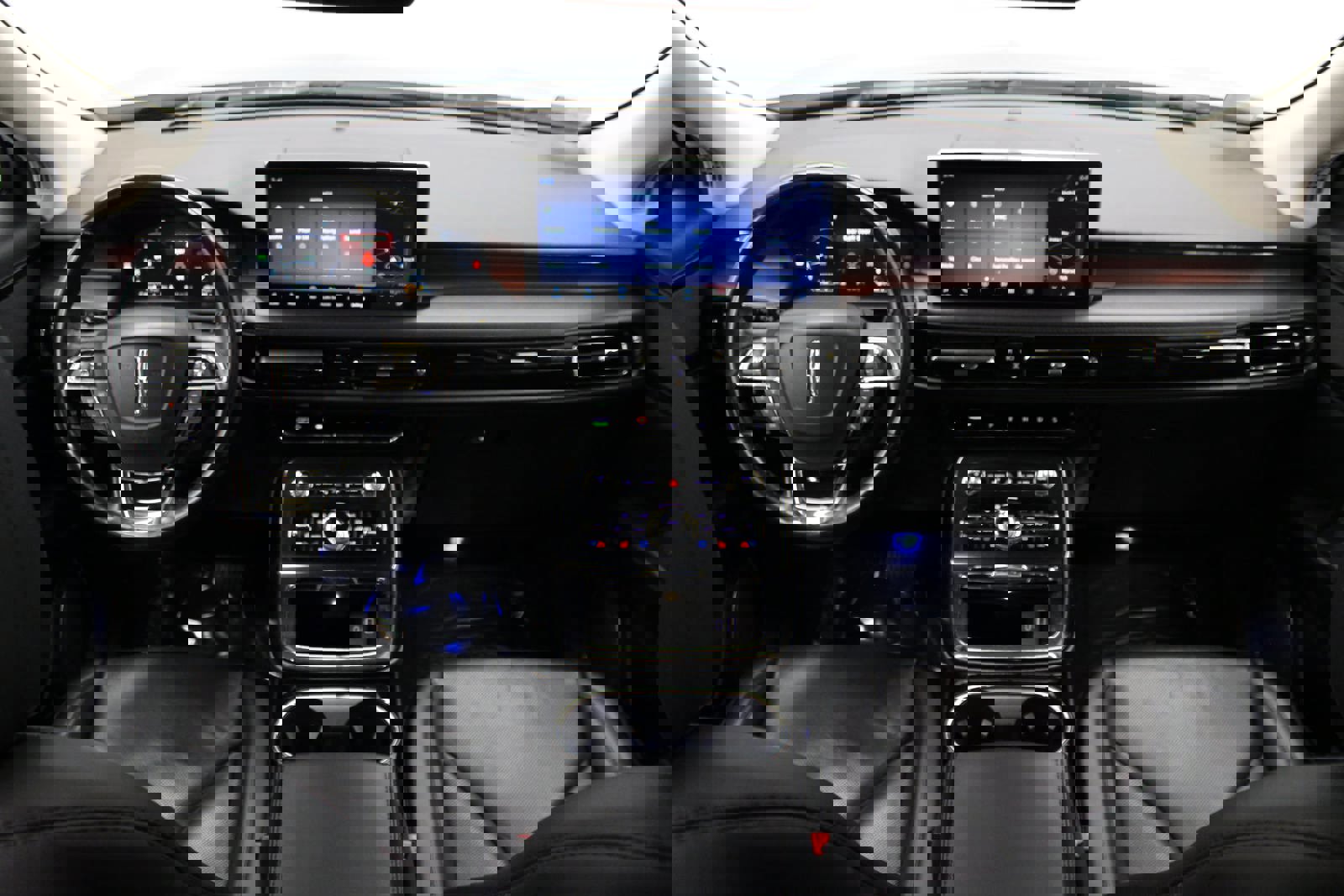 Used 2022 Lincoln Nautilus Reserve image 18