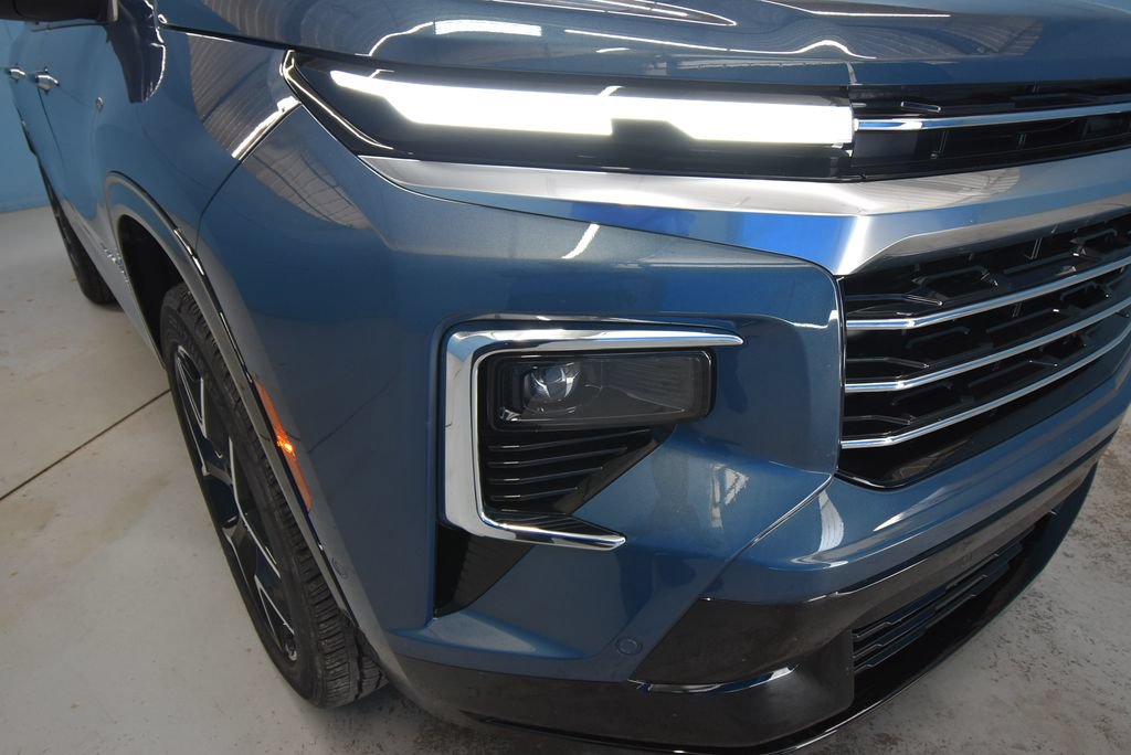 Used 2026 Chevrolet Traverse High Country w/ LPO, Floor Liner Package FWD image 41