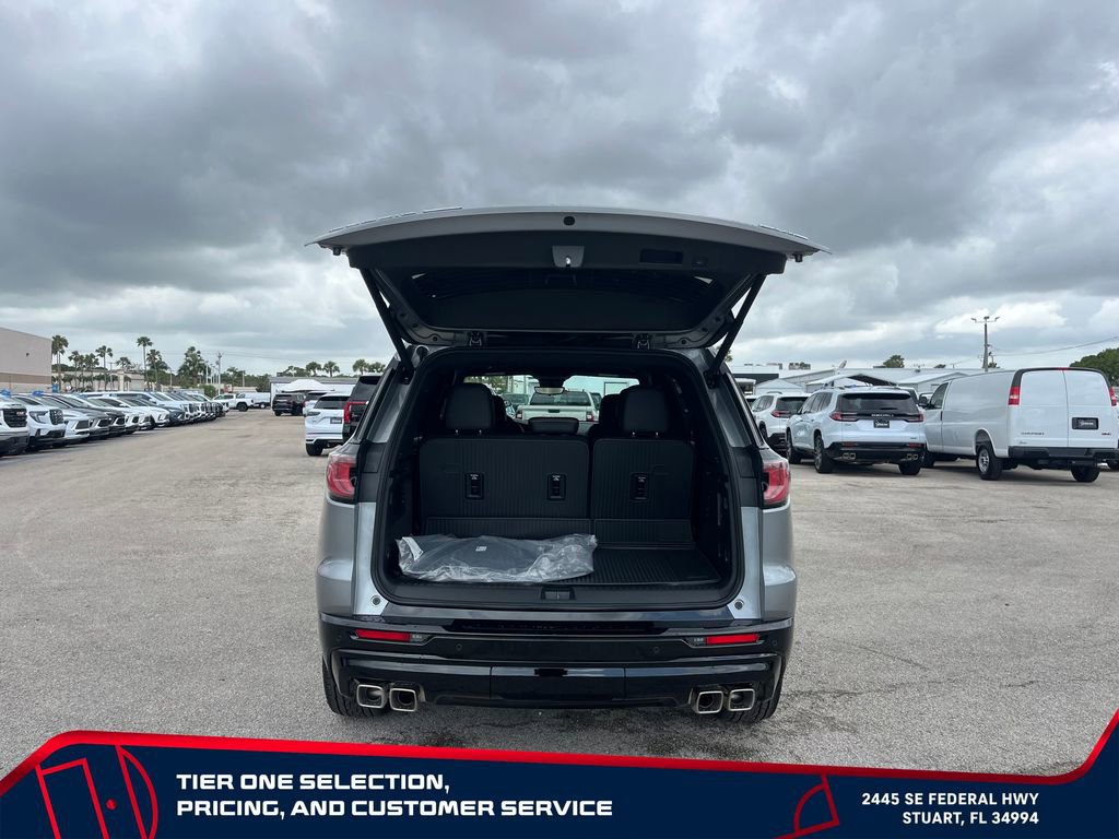 New 2026 GMC Acadia Denali Ultimate w/ LPO, Floor Liner Package AWD/4WD image 17