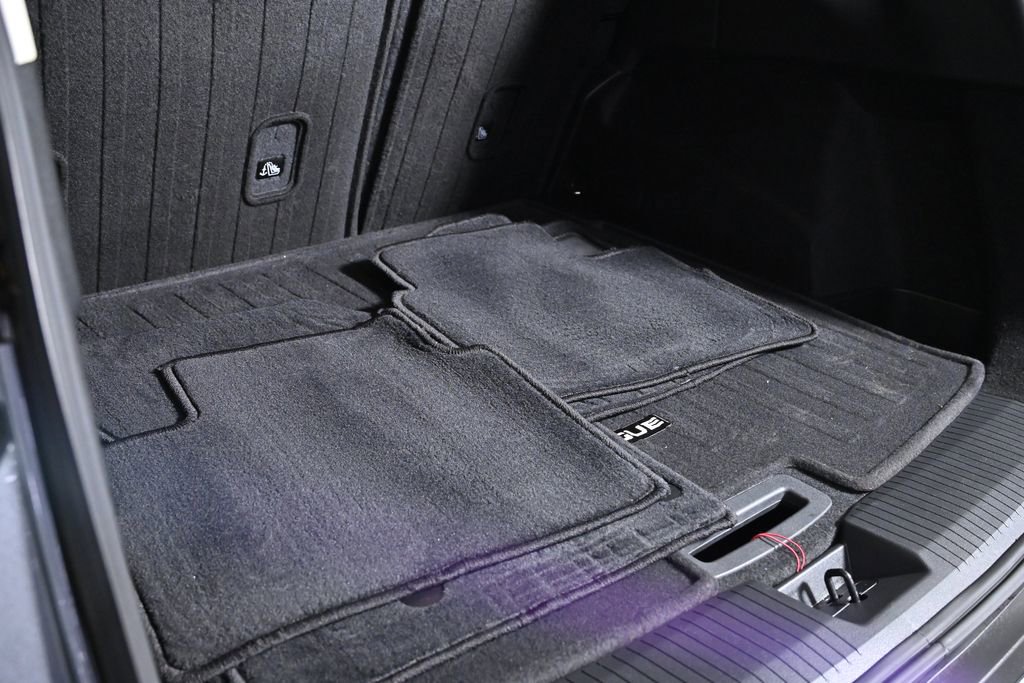 Used 2022 Nissan Rogue SV w/ SV Premium Package image 35