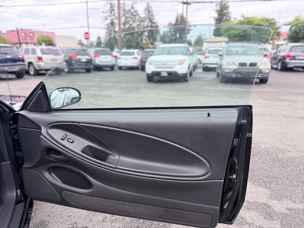 Used 2000 Ford Mustang Coupe RWD image 18