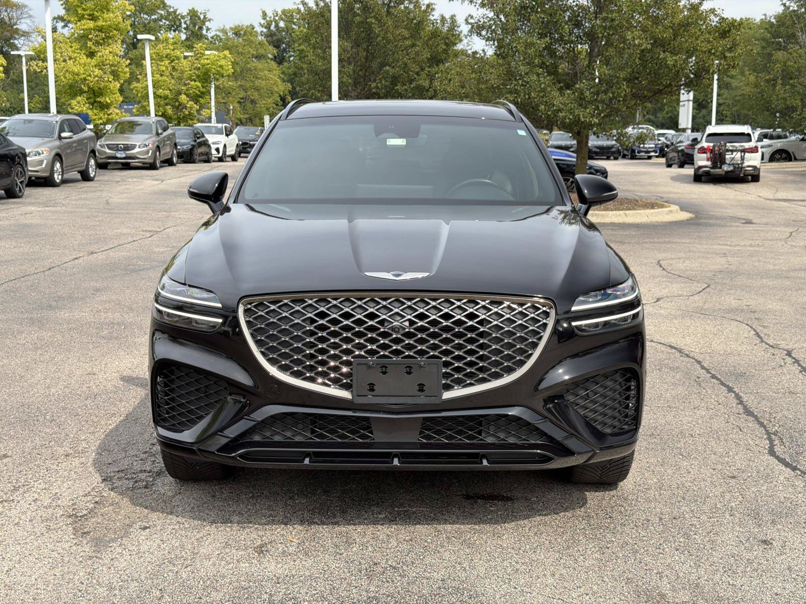 Used 2022 Genesis GV70 2.5T w/ Sport Prestige Package AWD/4WD image 2