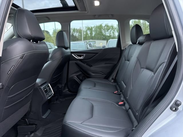 Used 2023 Subaru Forester Touring w/ Popular Package #3 image 13