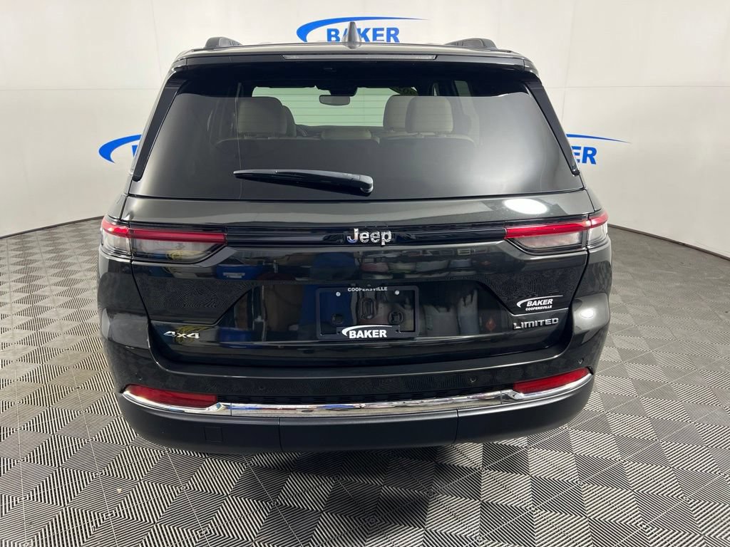 Used 2024 Jeep Grand Cherokee Limited AWD/4WD image 5