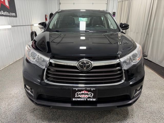 Used 2015 Toyota Highlander Limited Platinum AWD/4WD image 2