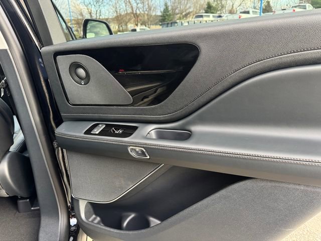 New 2026 Lincoln Aviator Reserve w/ Jet Appearance Package image 12