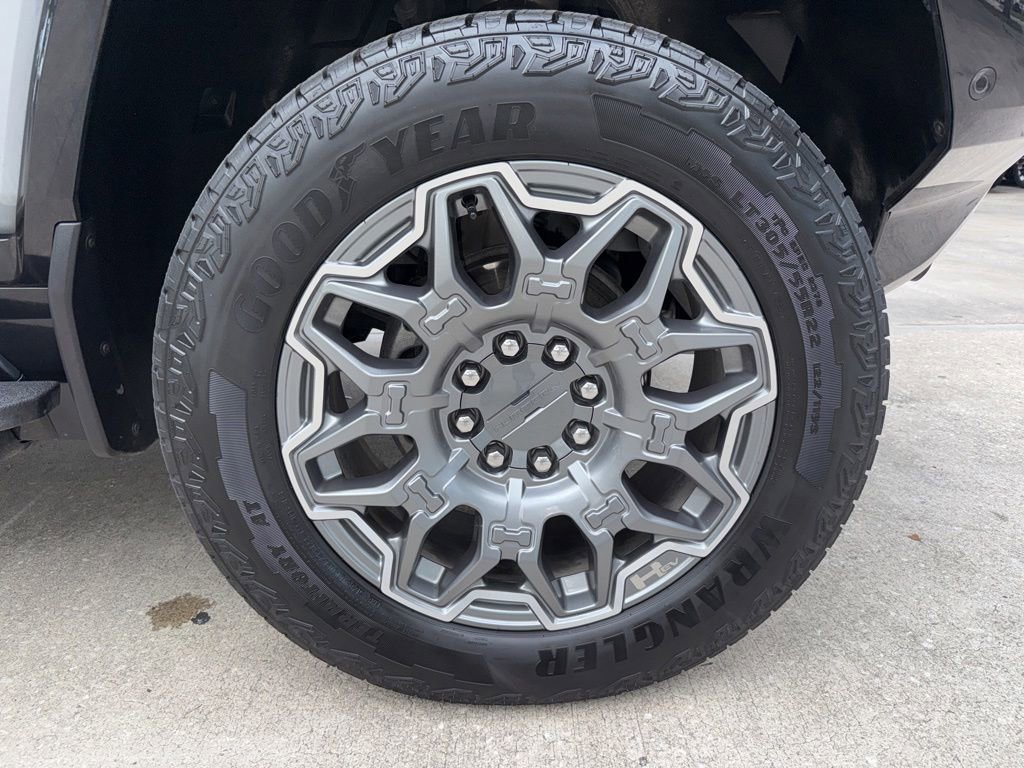 Used 2025 GMC Hummer EV 3X AWD/4WD image 60
